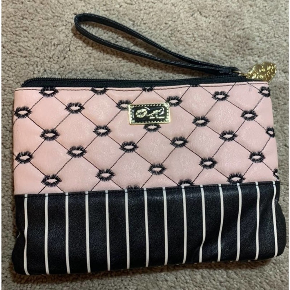 Betsey Johnson Quilted Wristlet